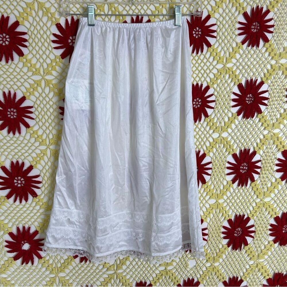 Vtg Avon Slip Skirt / White Lace Slip Skirt / Size Small
